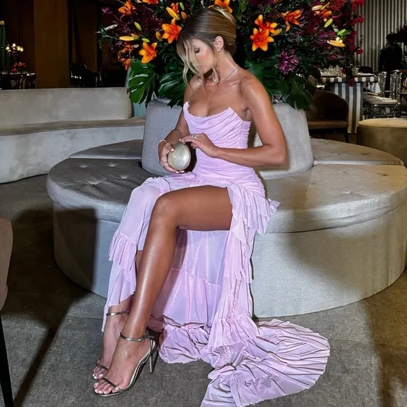 NWT * Elegant Pink Strapless Prom Dress - Size 4